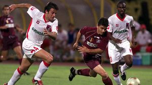 EXCLUSIV | A jucat cu Okunowo la Dinamo și a recunoscut: "Se vede dacă e 'țeapă' și eu cred că nu trecea printr-o perioadă prea bună"