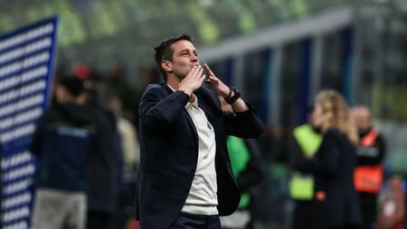 Ce a postat Inter despre Chivu: „Fotografia pe care o poți auzi”