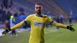 Sânmărtean n-ar refuza o revenire la Steaua: "Deocamdată șansele sunt mici, dar vom vedea de la vară". Ce spune despre situația din Arabia