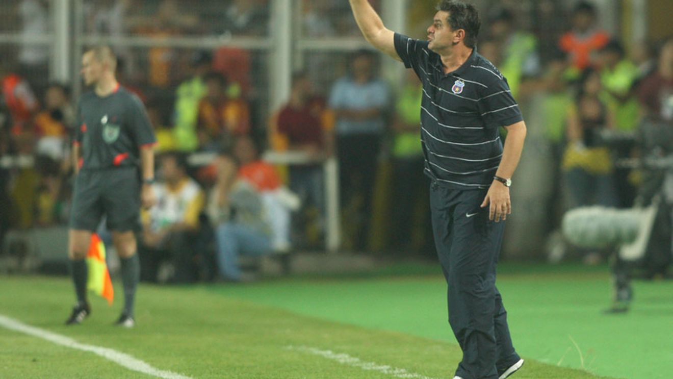 "Lăcătuș se poate întoarce la Steaua!"