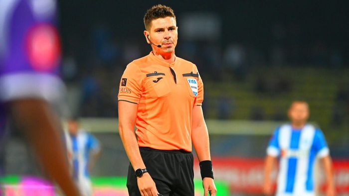 Marian Barbu, arbitrul din camera VAR de la FC Voluntari - FCSB, a fost desființat: „Omul ăsta nu are ce să mai caute pe lista FIFA. Vassaras nu îl va mai putea apăra!” | EXCLUSIV
