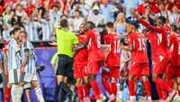 Fostul arbitru din Bundesliga a rămas șocat de faza controversată care a decis Argentina – Elveția 3-1: „Cum a putut să fie atât de inconștient?!”