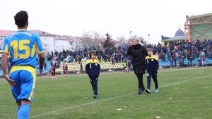 Lorena Balaci a lansat un proiect de suflet în memoria "Minunii Blonde"! Totul s-a petrecut la derby-ul Rapidului: "Mi-am îndeplinit dorința" | FOTO