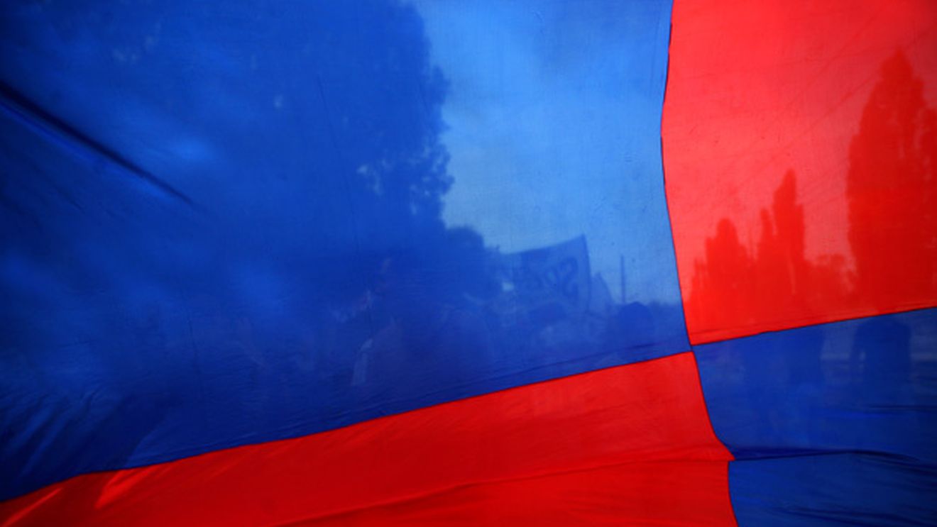 Trup și suflet pentru culori!** Fanii Stelei au realizat primul film despre 7 mai 1986