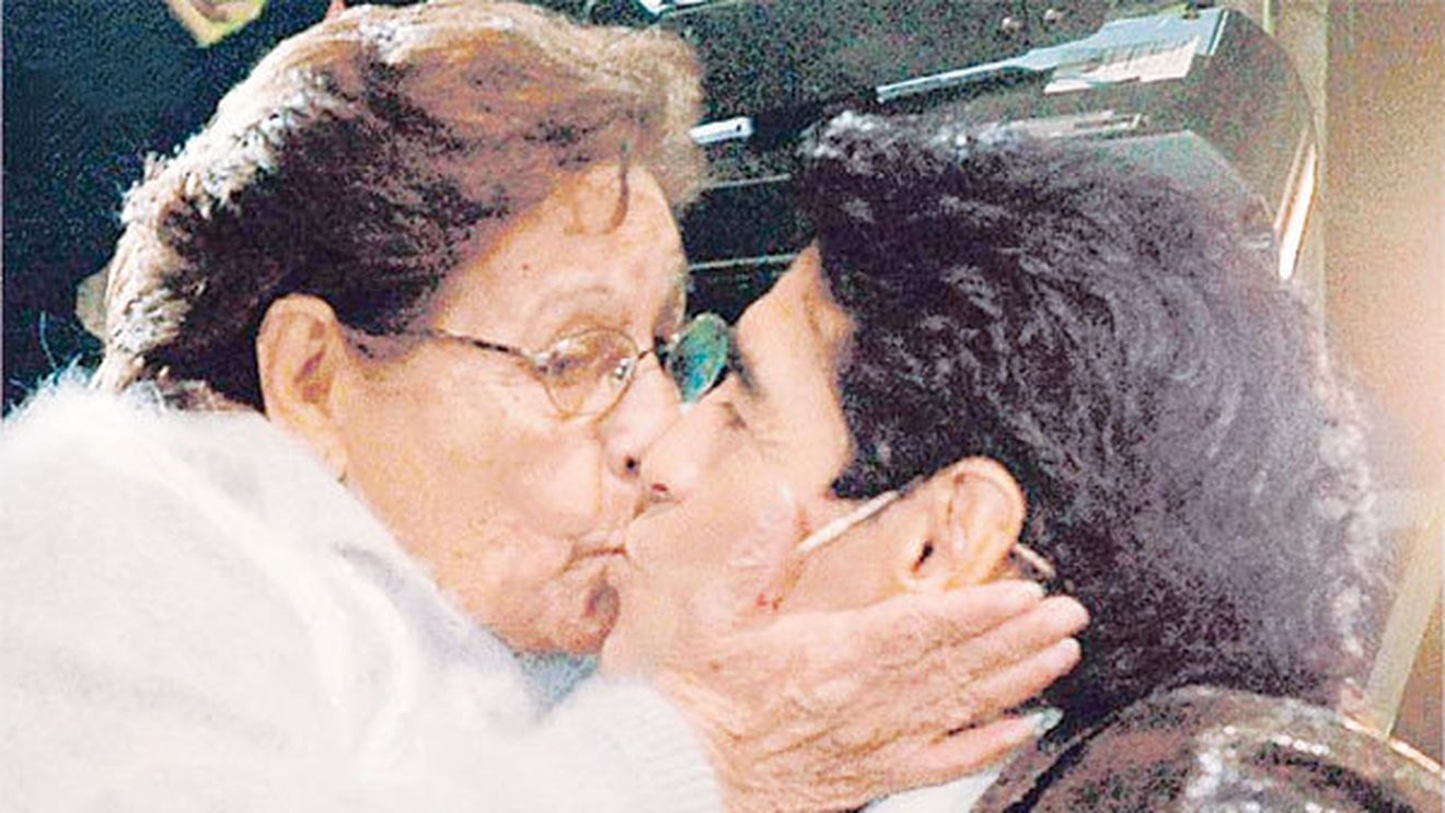 "Prima doamnă a fotbalului argentinian" încetat din viață!** "Tota, te iubesc!"