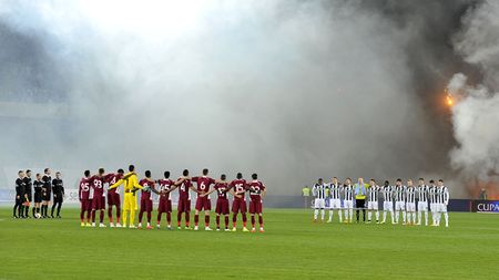 "U" - CFR nu mai interesează pe nimeni: doar 1500 de bilete vândute la derby-ul Clujului. Nici măcar atacantul Dore nu merge la meci: a plecat la Paris să se căsătorească
