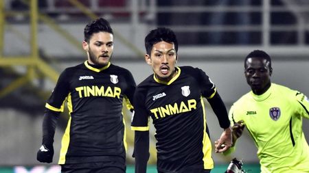 Cazul „Vitaminele care ucid o carieră” în Liga 1: cum pot ajunge trei fotbaliști importanți de la Astra să stea pe tușă un sezon din cauza unor perfuzii! Drama lui Alex Ioniță, Kehinde Fatai și Takayuki Seto | EXCLUSIV