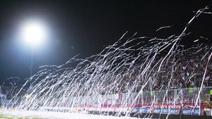 Dacă revine în Liga 1, Rapid poate juca toate meciurile în Giulești