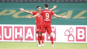 Robert Lewandowski, salvatorul lui Dinamo? Comentatorul meciului cu Sepsi a tras concluzia: „Nici el n-ar fi mișcat în front!”