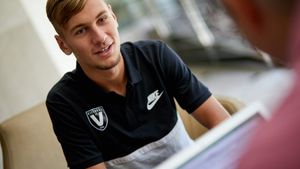 Vârful de sabie al lui Hagi are un mesaj clar: „Îmi plac Barcelona și... Ronaldo. Sper să joc în Spania". 5 goluri în 7 meciuri și povestea continuă 