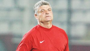 E oficial: Andone, dat afară!