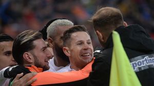 CFR este caz unic în Europa. Niciun lider din campionatele continentului nu a "reușit" asta. Ludogorets se apropie de "performanța" clujenilor