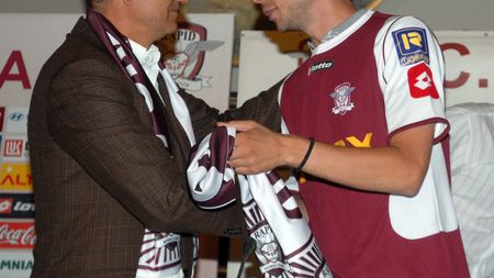 L-au "împăcat" pe Bozovic?** Hizo: "Îl aștept mâine în cantonament!"