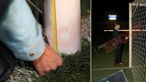 SUPER FOTO** Tudor a măsurat porțile înainte de meci :)