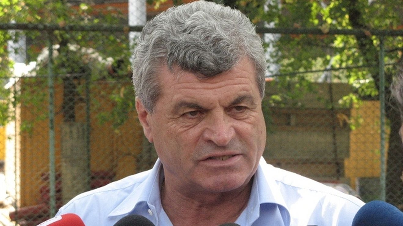 "Nu avem bani, dar vrem să împrumutăm tineri, care să vină în Giulești cu sufletul!"