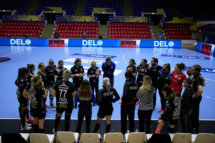 Adrian Vasile a vorbit despre obiectivele echipei CSM București înaintea „dublei” cu SCM Rm. Vâlcea din „optimile” Ligii Campionilor