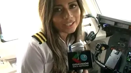 „Merg acolo cu multe speranțe și noroc!” VIDEO | Interviurile date de echipaj și jucători chiar înainte de decolarea spre Columbia. Tânăra copilot din imagini se afla la primul ei zbor!