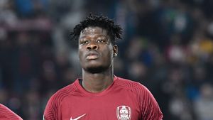 CFR Cluj pregătește lovitura cu dublu impact: Emmanuel Yeboah, la un pas de Bundesliga! Transferul îi strică și afacerea lui Gigi Becali | EXCLUSIV