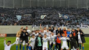 Mesajele galeriilor la „Derby de Craiova” şi sancţiunile aplicate de forţele de ordine. Câţi fani au primit interdicţie după duelul F CU - Universitatea Craiova