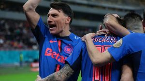 FCSB - Universitatea Cluj 1-0, în etapa 3 din play-off-ul Superligii. Campioana se impune prin reușita din penalty a lui David Miculescu și se instalează în fruntea clasamentului!