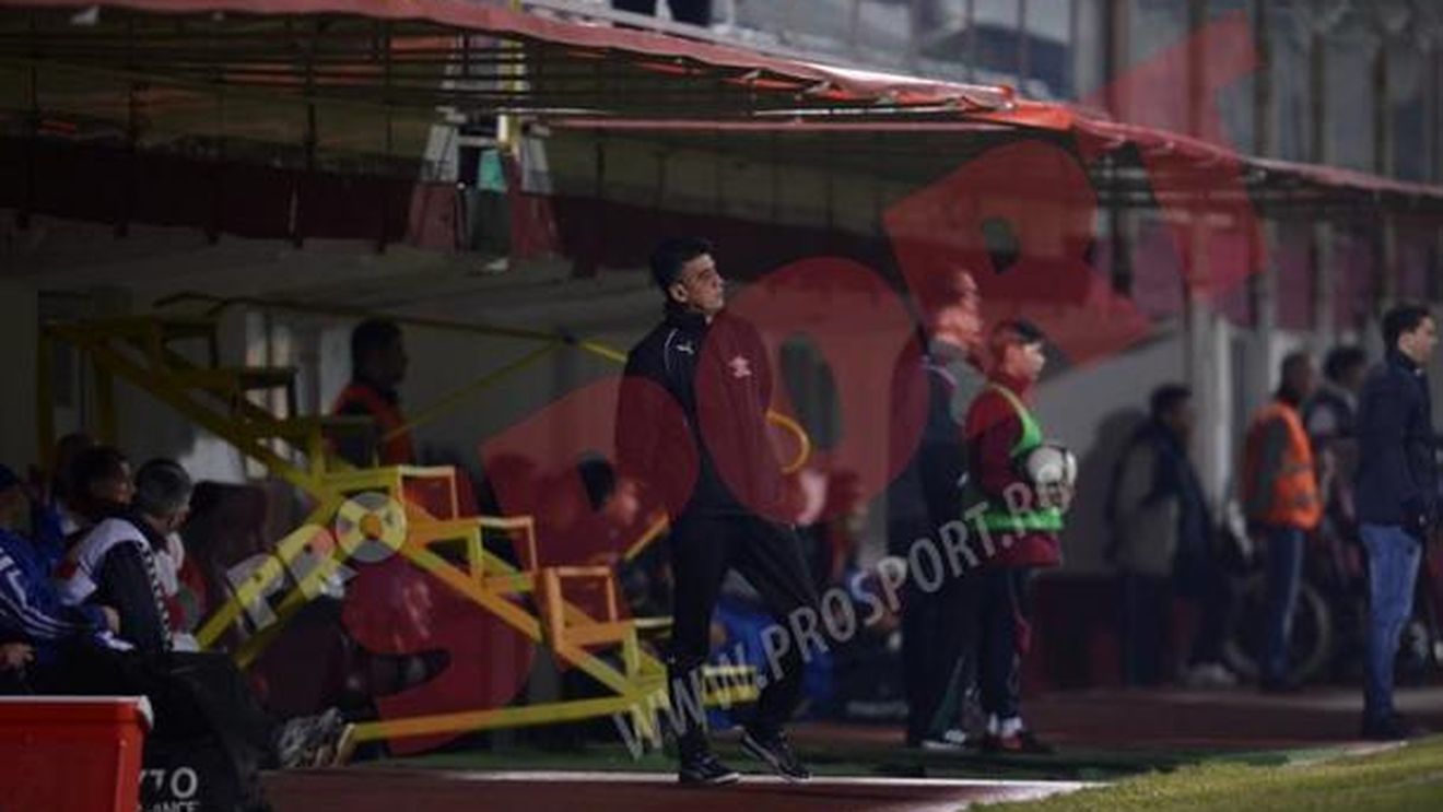 Antrenorul Rapidului, ironizat de o fostă legendă a giuleștenilor:** "Pe Rada, dacă îl pui magazionier, magazionier stă"