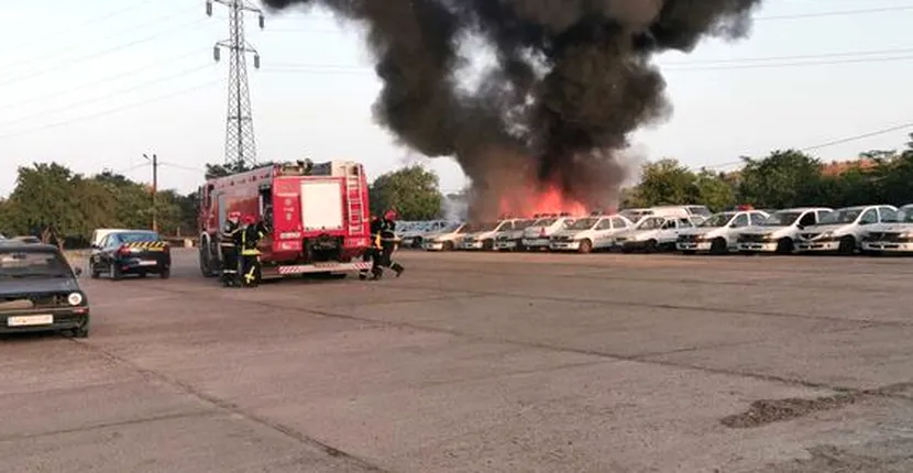 Cinci maşini de poliţie din Constanţa au fost incendiate! A fost pus intenţionat focul?