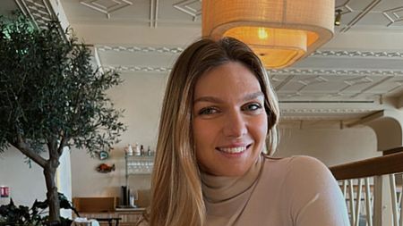 Simona Halep nu mai ține cont de nimic în așteptarea verdictului de la TAS! Liber la plăcerile vieții la Dubai: s-a dus la Cipriani și și-a satisfăcut poftele