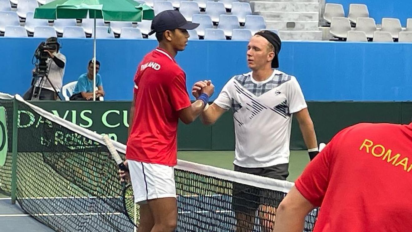 Corespondență din Bangkok | „Doamne, ai dat mingea asta când și cui nu trebuia!”. Momentul în care Filip Jianu a înviat din propria-i cenușă ca să țină în viață România! EXCLUSIV