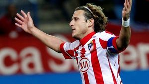 Despărțire emoționantă!** Diego Forlan și-a luat rămas bun de la Atletico Madrid, înaintea plecării la Internazionale Milano