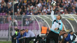 Petrescu: "Rapidiștii să vină cu o fază în care au fost dezavantajați, și eu plec din România! **Arbitrul a greșit în defavoarea noastră!"