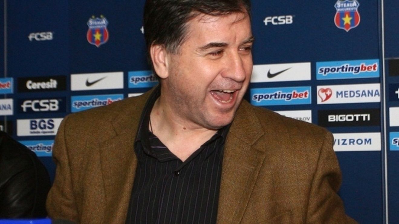 Dramatic: "Jucam cu ghete rupte doar pentru onoarea de a îmbrăca tricoul Stelei!** Argăseală mi-a cerut 1500 de euro șpagă!"