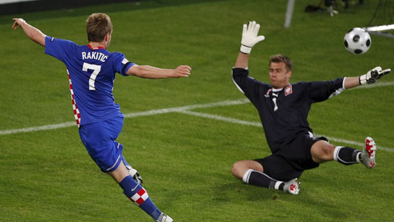 VIDEO Rakitic, gol de "Play Station", după o fază superbă!