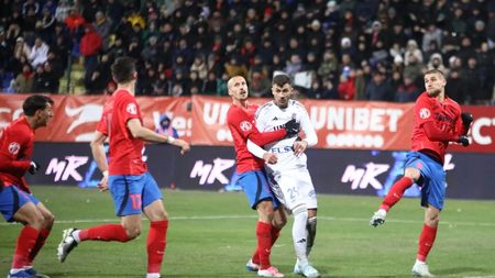A început să tremure pentru calificarea echipei sale în play-off. „Recunosc că îmi este teamă, dar nici nu poți juca fotbal pe ceață și gheață”