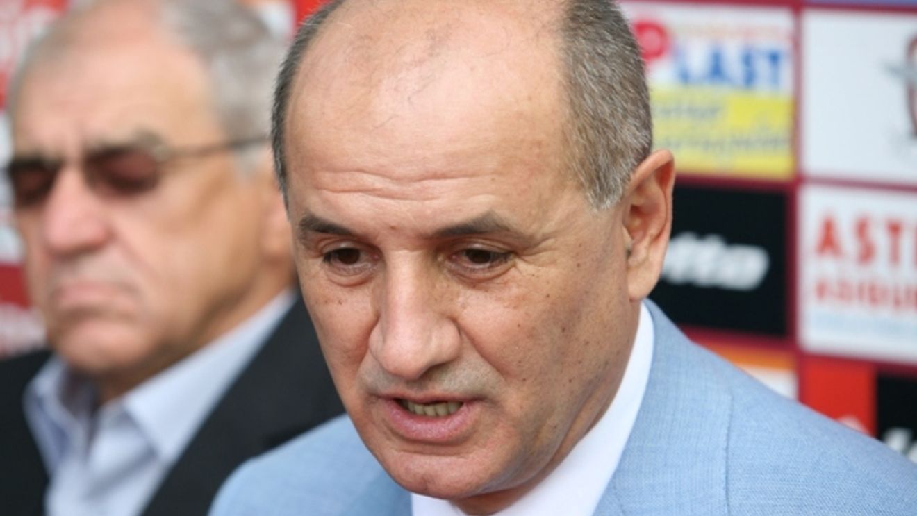 "Sunt cel mai păgubit om din fotbalul românesc! **Mă retrag!"