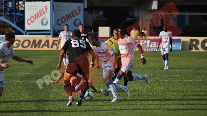 "Profesorul", salvat din offside!** Bistrița - Mediaș 1-1