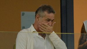 Gabi Balint dă de pământ cu FCSB și îl „înțeapă” pe Gigi Becali: „E mult amatorism!”. Pe cine a remarcat în meciul cu FC U Craiova