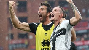 Transfer ireal și șocant: Ciprian Tătărușanu, „lucrat” la AC Milan de Gianluigi Buffon! Portarul român va fi înlocuit cu legendarul italian, ajuns la 44 de ani!