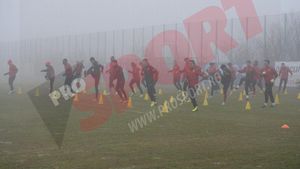 Transferul lui Keșeru, lăudat de rivali: "Va face față în Liga 1!" Cătălin Munteanu a creionat primul 11 al "câinilor" din retur