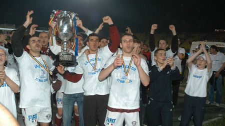 Fiul unui străin care a jucat la Rapid a debutat în naționala României U15: "Pe Surik îl folosesc ca pe Ronaldo și Bale. În primele opt etape din campionat a înscris de 21 de ori"