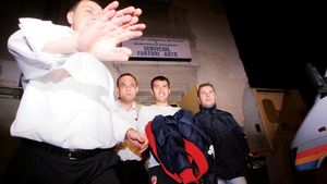 Se extind cercetările?** "Jumătate din mașinile fotbaliștilor din Capitală sunt de furat"