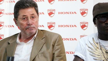 Mister Dinu:** "Și eu eram ca N''Doye!"