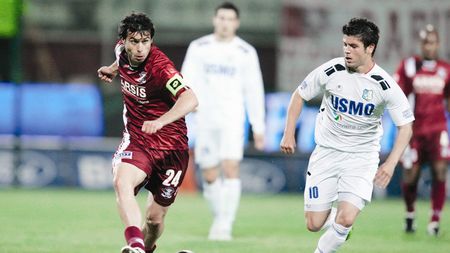 „Mă doare cum sunt tratat"