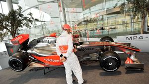 Singura surpriză, demisia anunțată a lui Ron Dennis