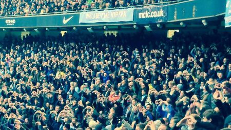 Le-au răsucit cuțitul în rană! FOTO: Fanii lui City, gest ironic la adresa rivalilor de la Tottenham