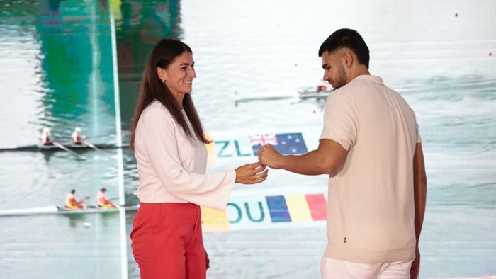 Moștenitorul imperiului Țiriac și-a făcut apariția la premierea medaliaților români de la Jocurile Olimpice. Cum arată Alexandru, fiul lui Ion Ion Țiriac și nepotul celui mai bogat afacerist din România