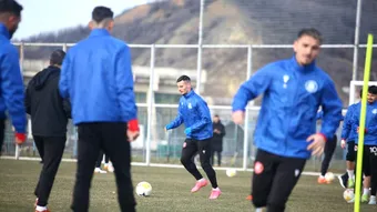 CSM Slatina, demonstrație de forță în al doilea amical al iernii. Elevii lui Claudiu Niculescu au făcut spectacol cu Petrolul Potcoava