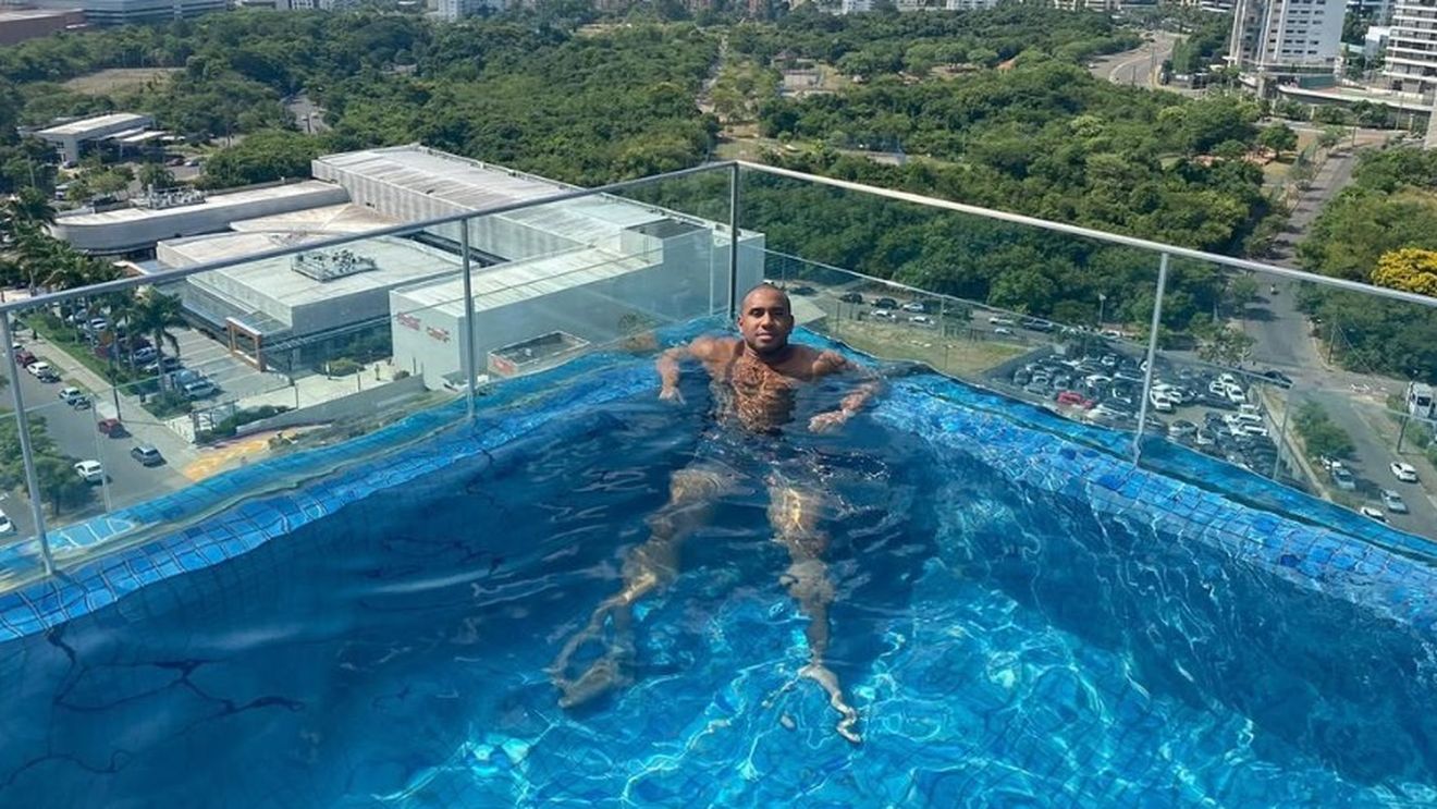 Milionarul care are 9 copii riscă să facă pușcărie pentru că nu a plătit pensia alimentară de 160.000 de euro