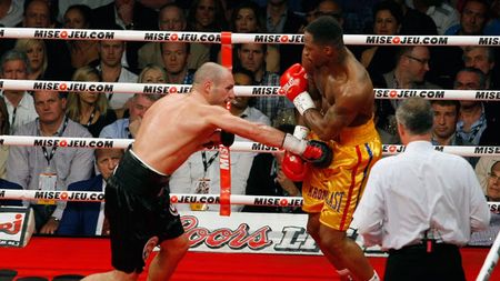 "Rechin" pensionar!** Adrian Deaconu și-a anunțat pe Facebook retragerea din box