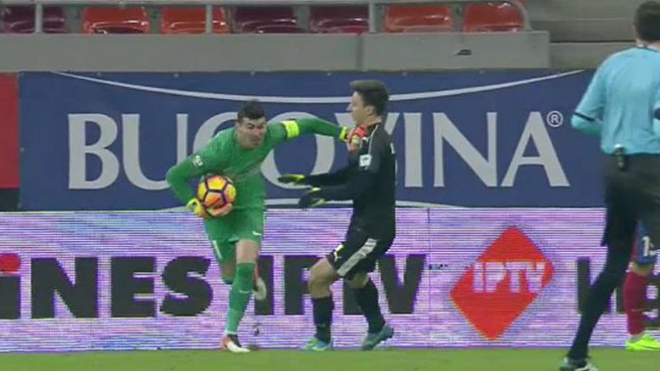 EXCLUSIV | Novac: "Niță m-a lovit în bărbie și, din instinct, am căzut". Inamicul nr.1 al echipei lui Reghecampf explică momentul în care FC Voluntari a primit penalty