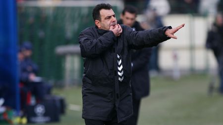 Stoica: "Ne salvăm de la retrogradare"